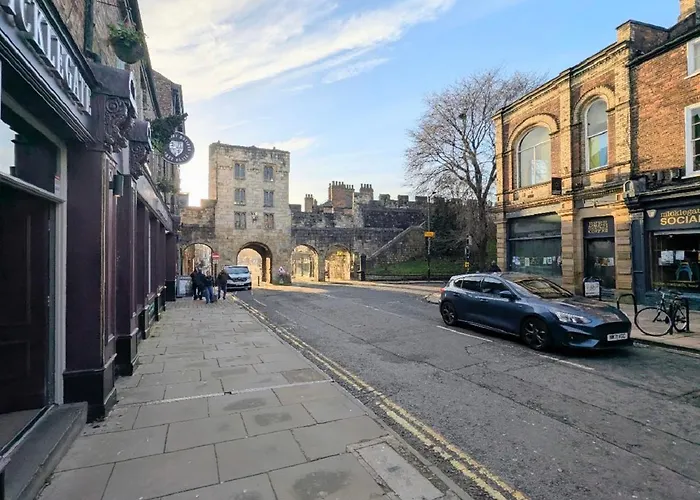 Swale Apartment No 4 York York