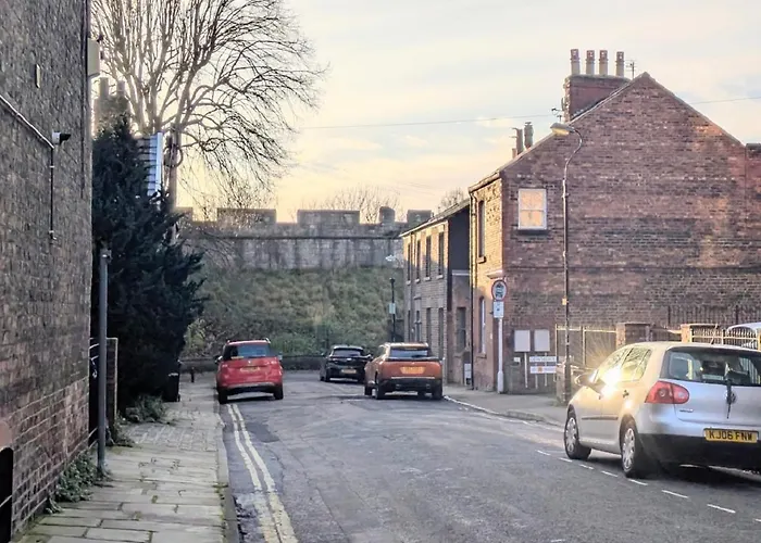 Swale Apartment No 4 York * York